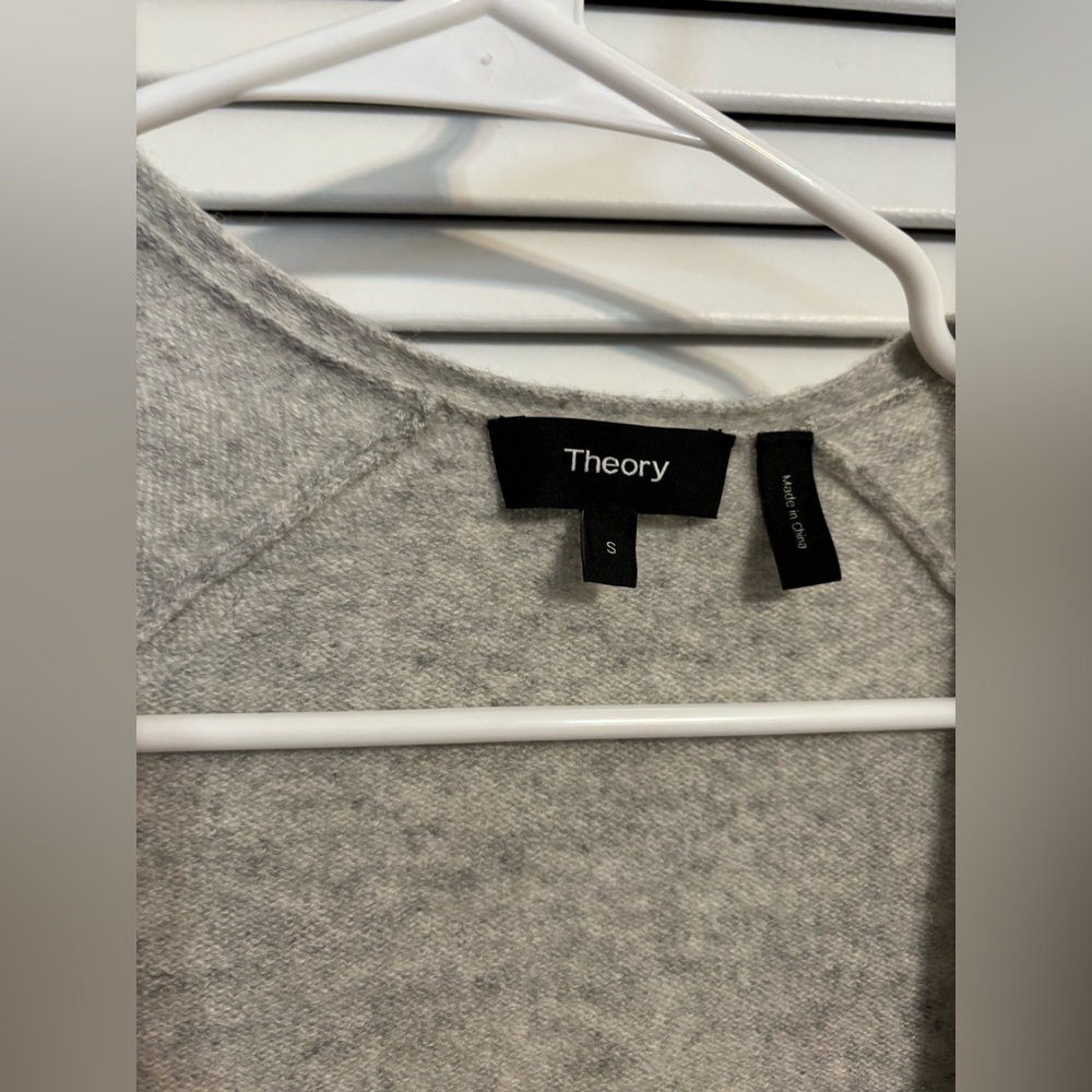 Theory open front cardigan size small 100% cashmere